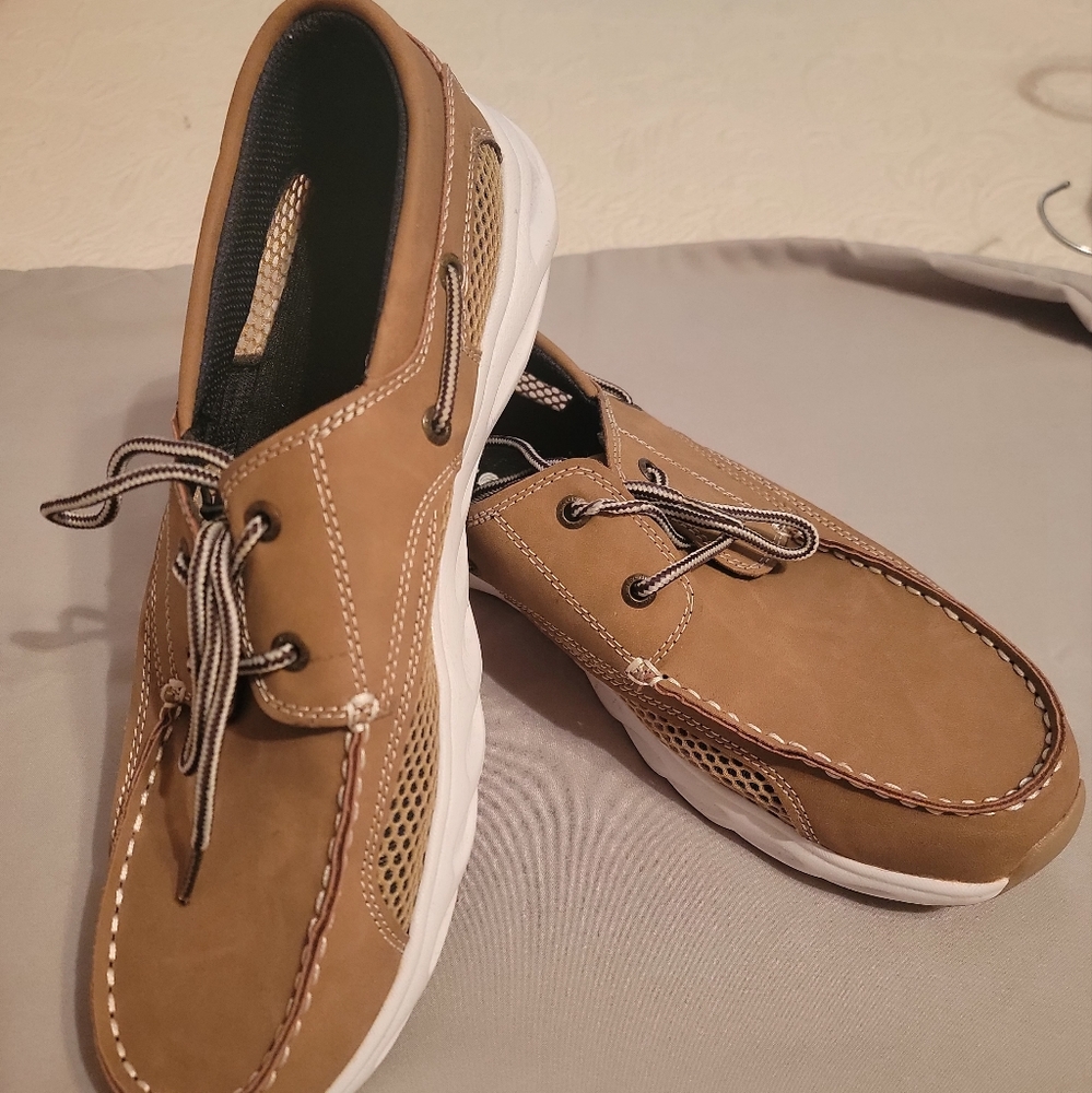 Island surf boat shoes